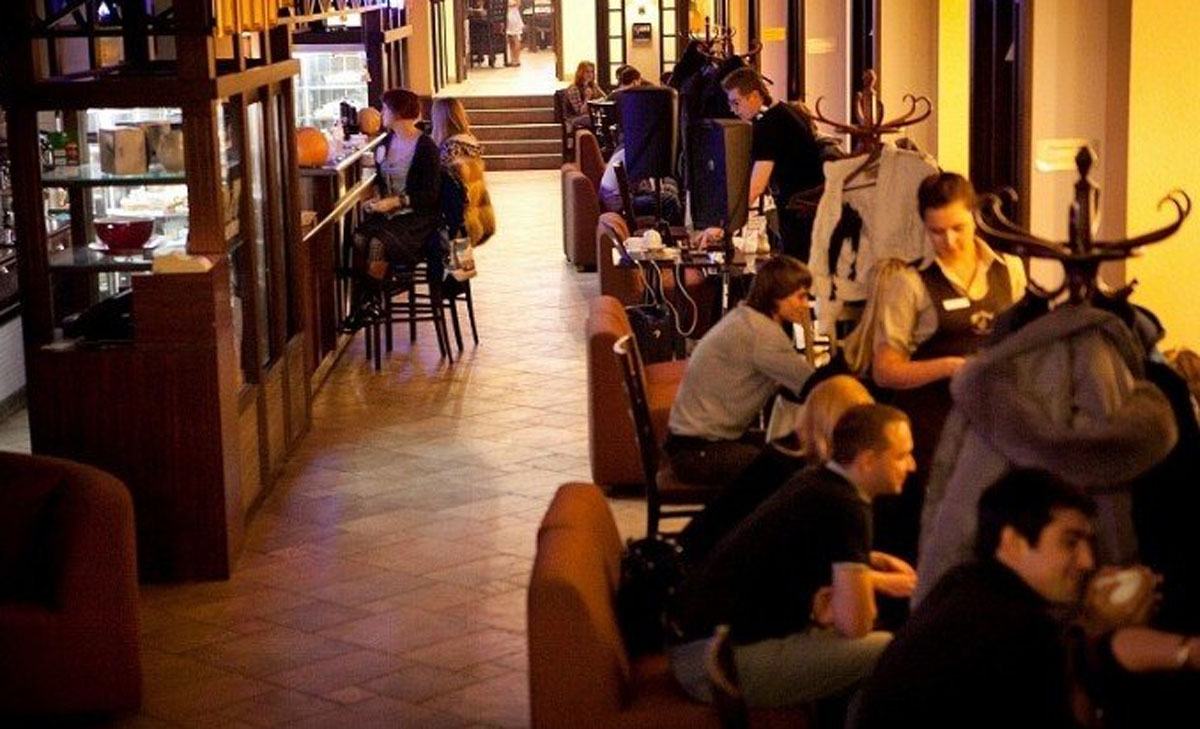 Основной зал — Пенка на проспекте Ленина 81