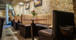 Основной зал — интерьер зала