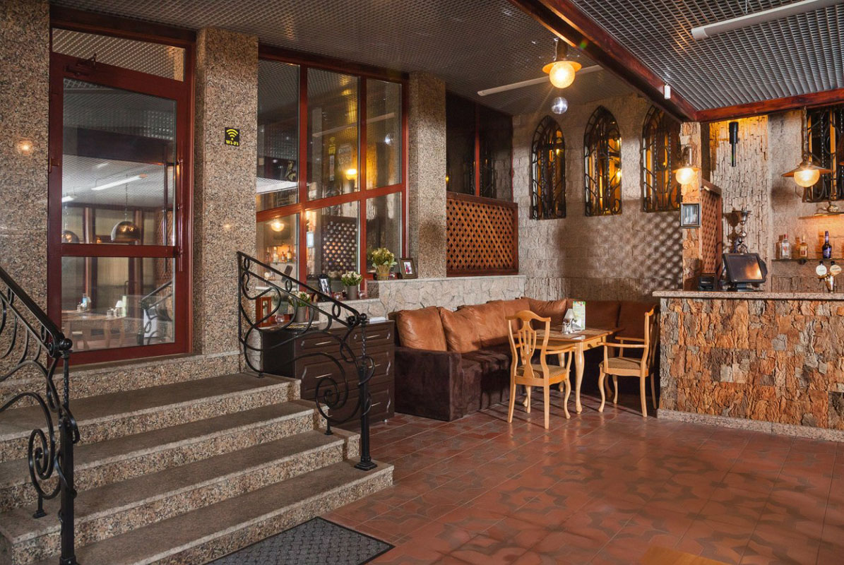 Основной зал — Ричард