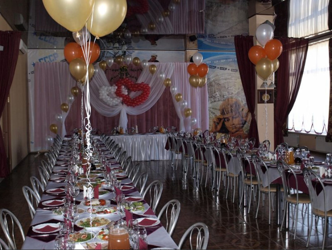Основной зал — Кафе Советская