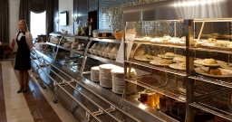 Кафе Гурман — подробнее о зале