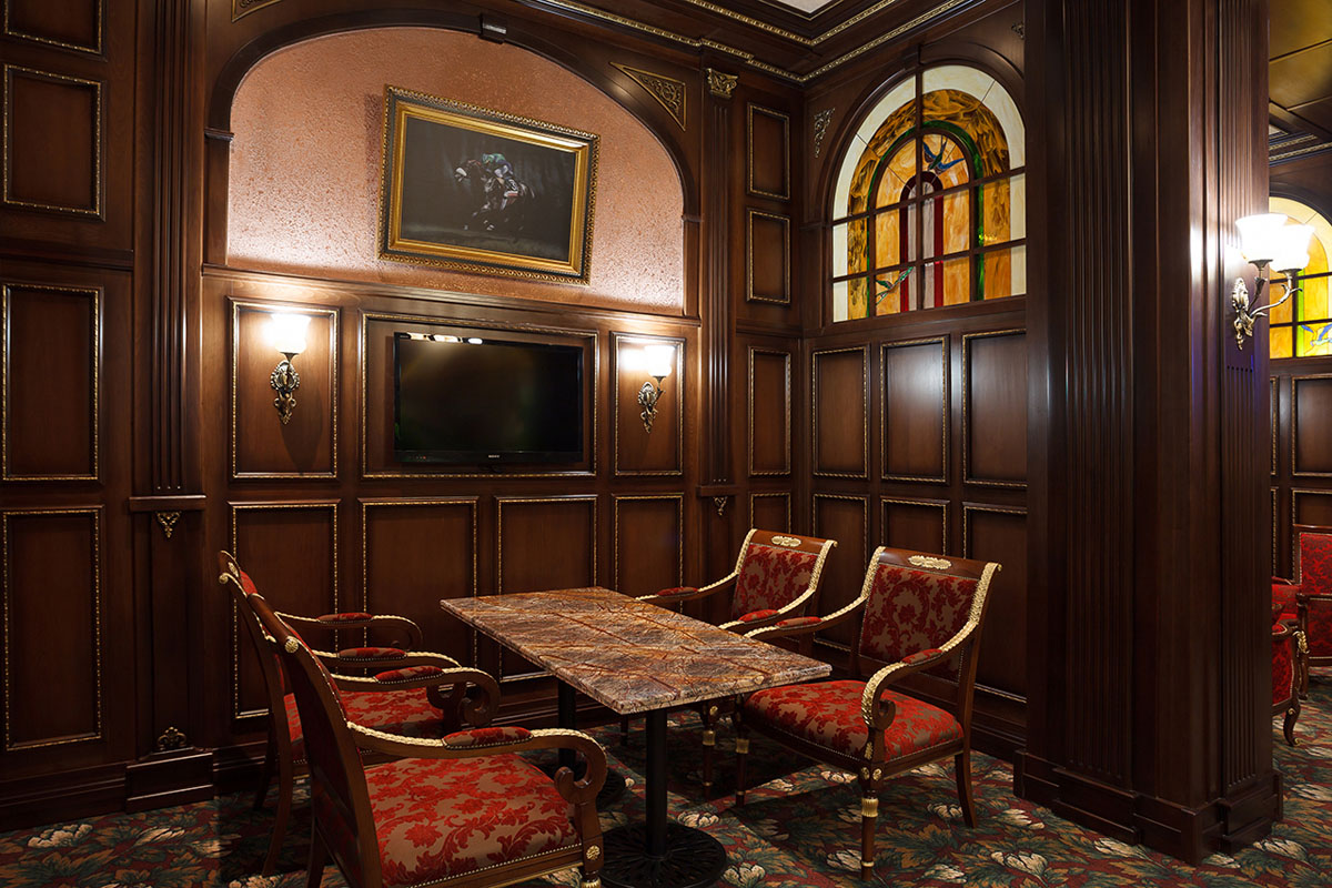Лобби-бар Сенатор — Рестораны и бары  в гранд отеле Видгоф