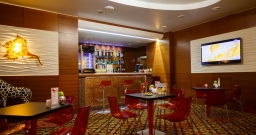 Фреш бар — интерьер зала