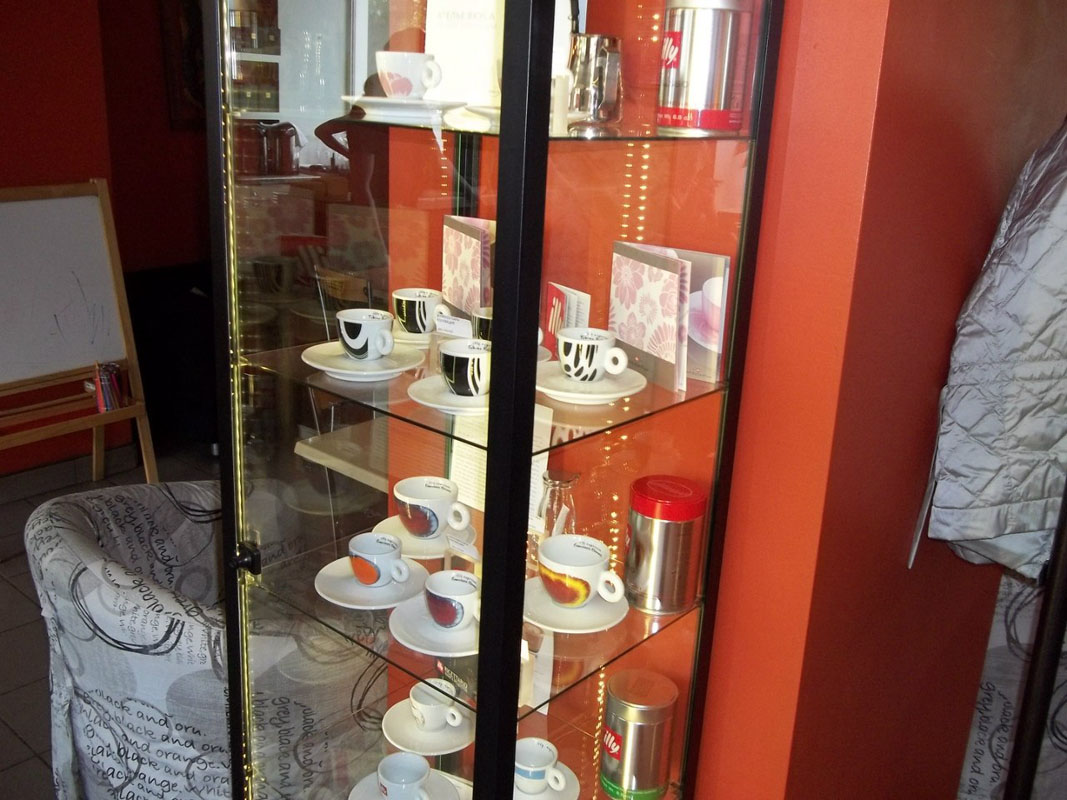 Основной зал — Апельсин