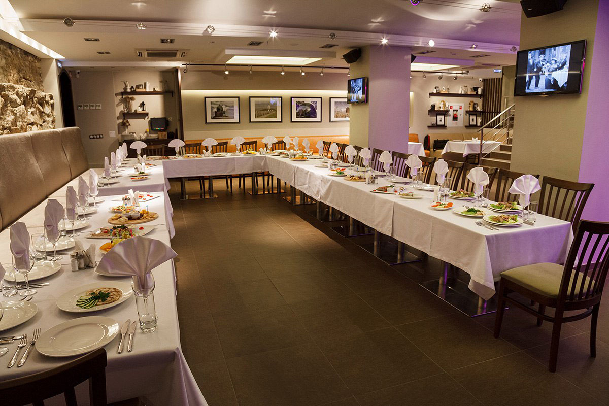 Основной зал — Moravsky Vrabec