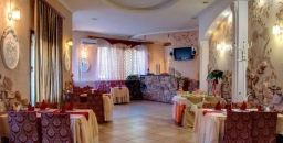 Основной зал — интерьер зала