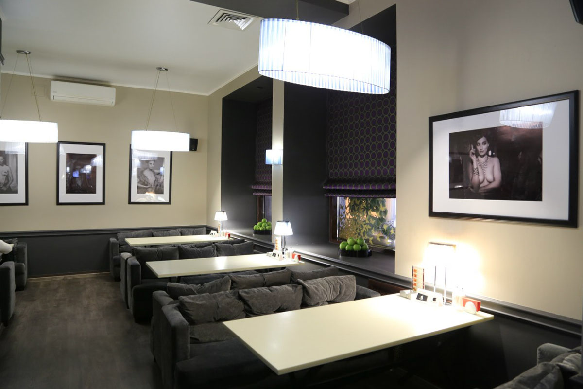 Основной зал — Ресторан Кабуки на улице Свободы