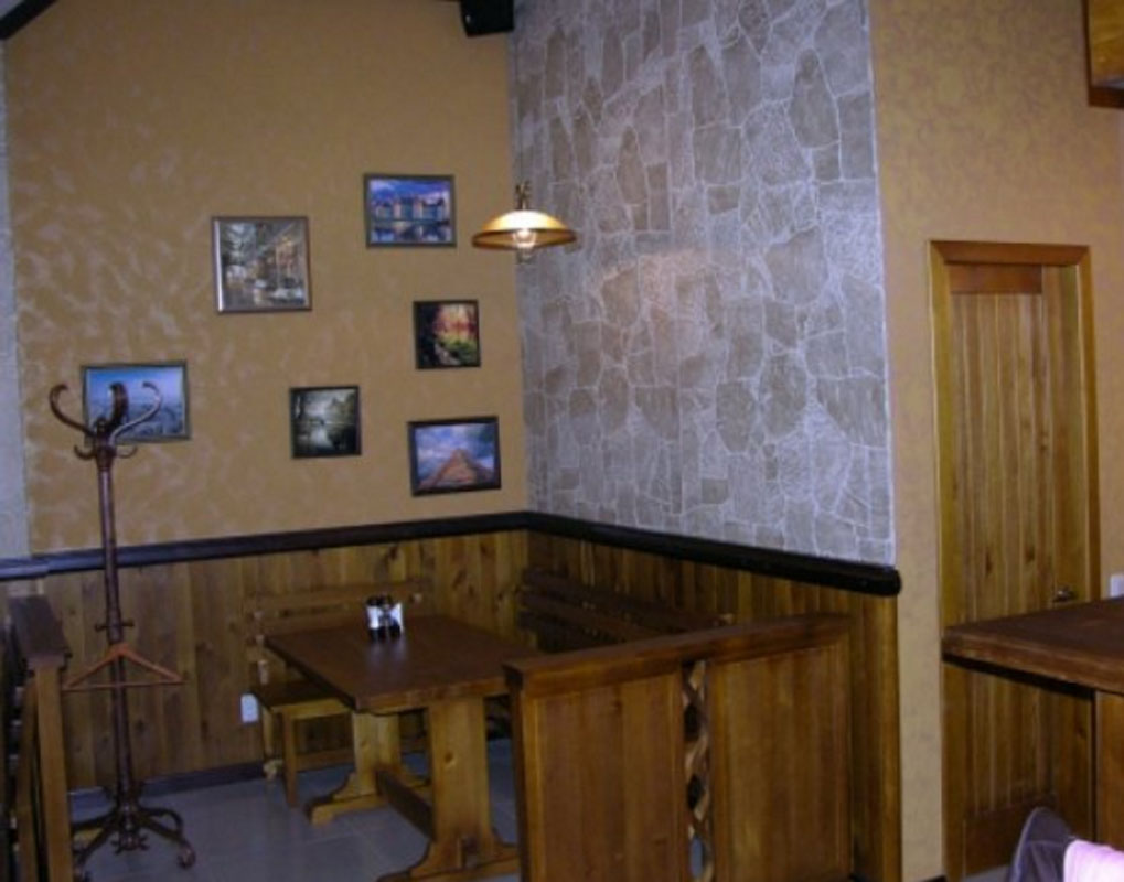 Основной зал — Бар на улице Бейвеля