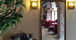 Основной зал — интерьер зала