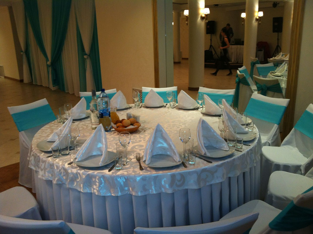 Основной зал — Виноград