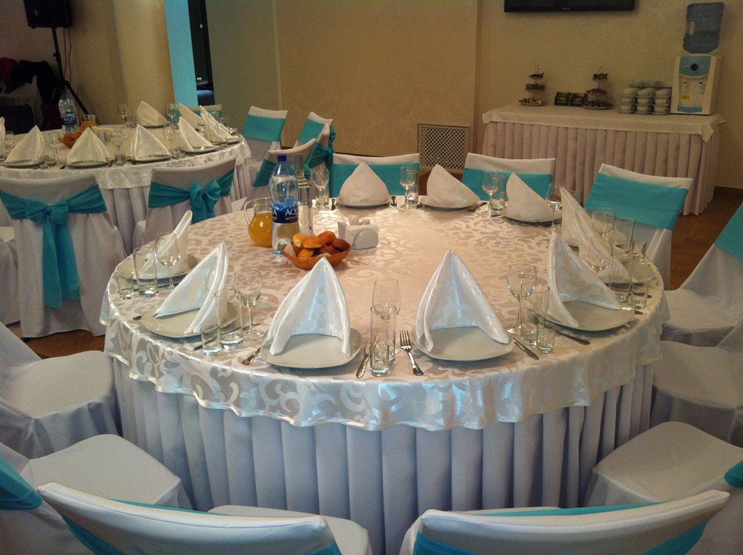 Основной зал — Виноград