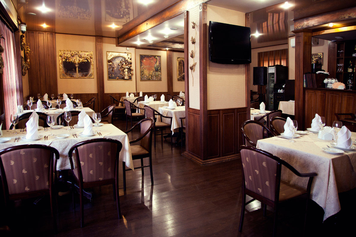 Основной зал — Ребрышковая на улице Академика Королёва