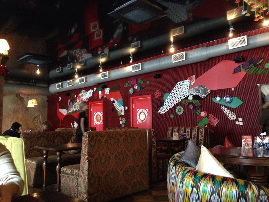 Основной зал — Чайхана на улице Кирова
