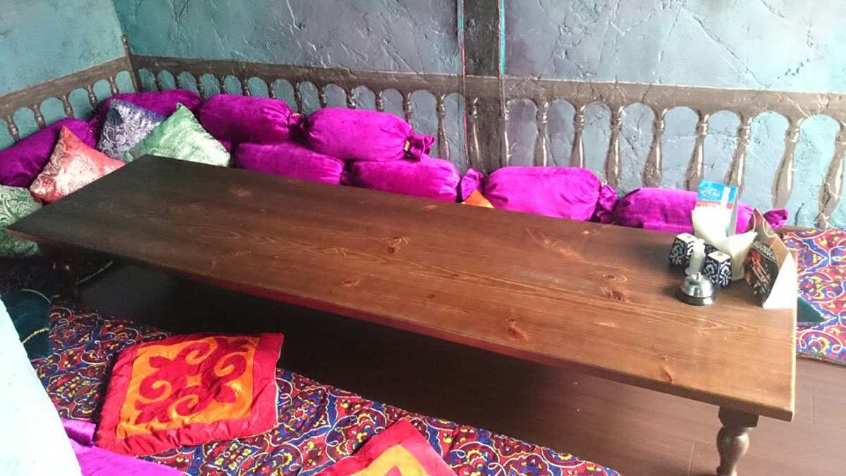 Основной зал — Чайхана на улице Кирова