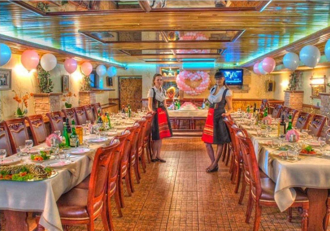 Основной зал — Кафе Корс