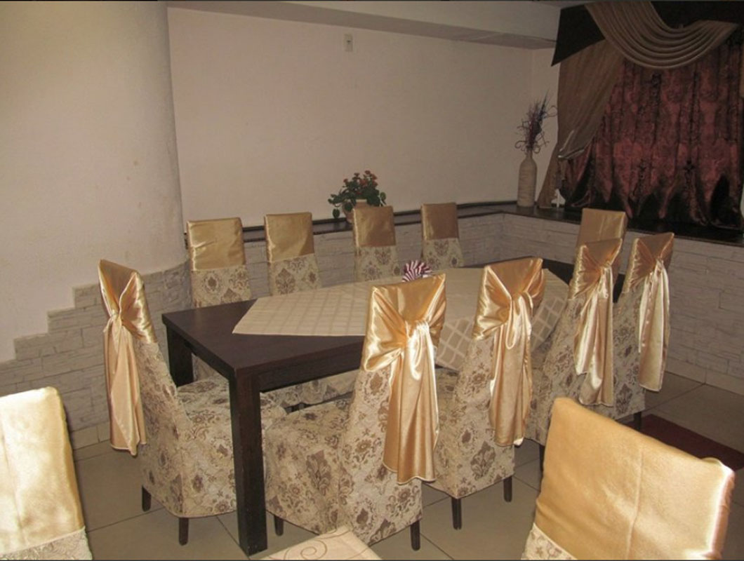 Основной зал — Амазонка