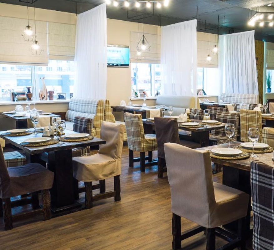 Основной зал — Старый Ереван на улице Молодогвардейцев