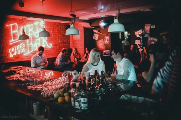 Основной зал