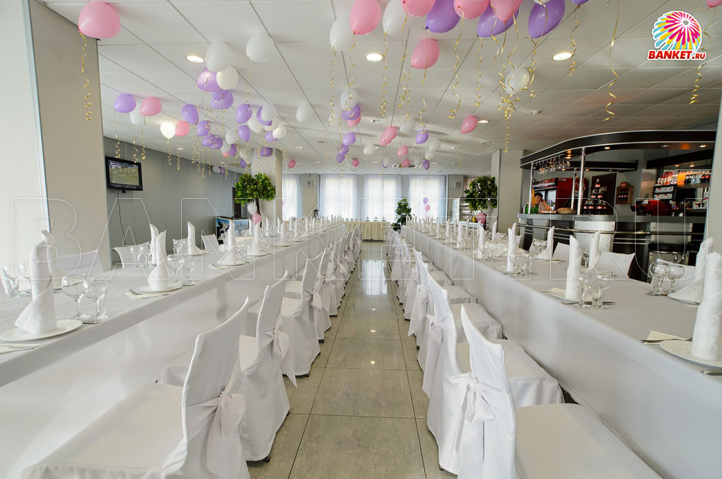 Банкетный зал — Кафе 2 х 2 = друзья