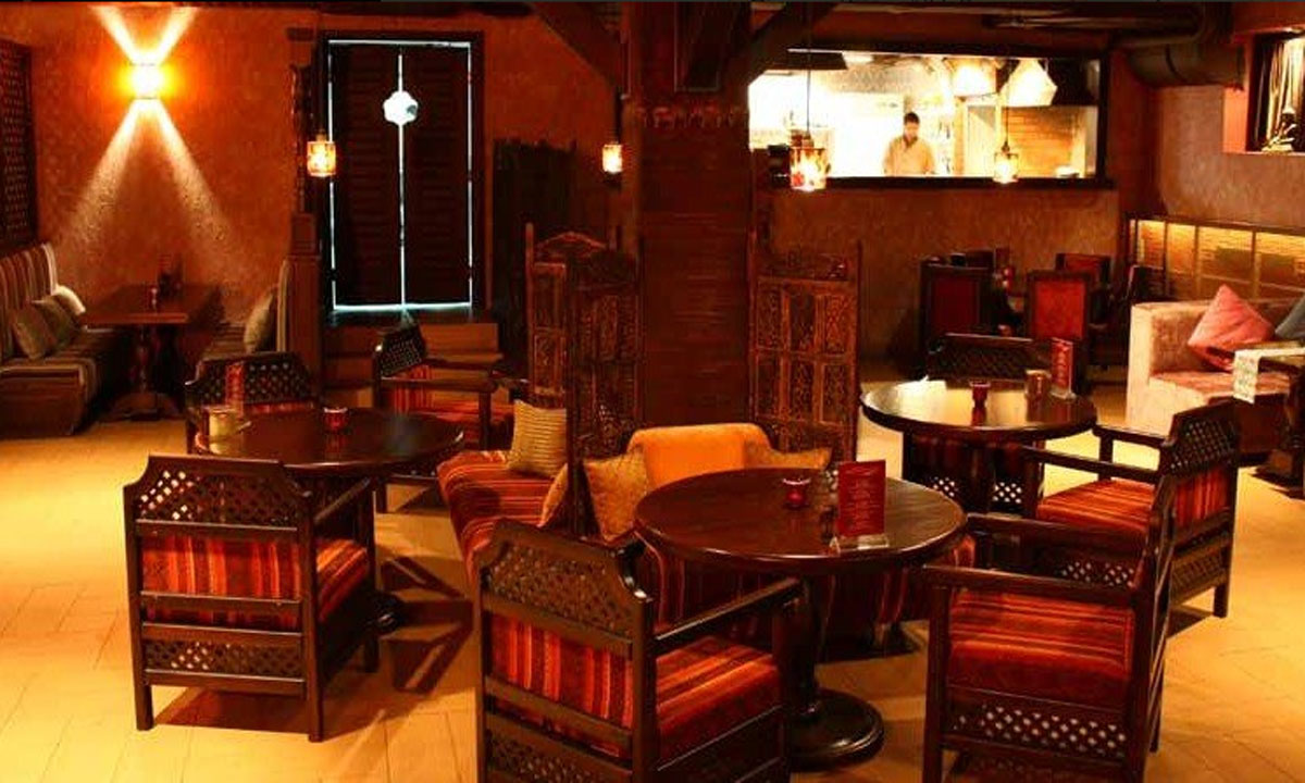 Основной зал — Бар ресторан Карма