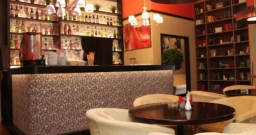 Основной зал