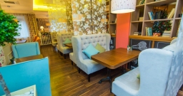 Основной зал