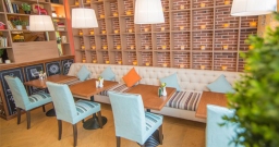 Основной зал