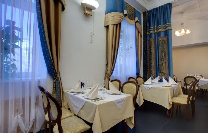 Зал Гобеленовый  — Полянка Арт Холл