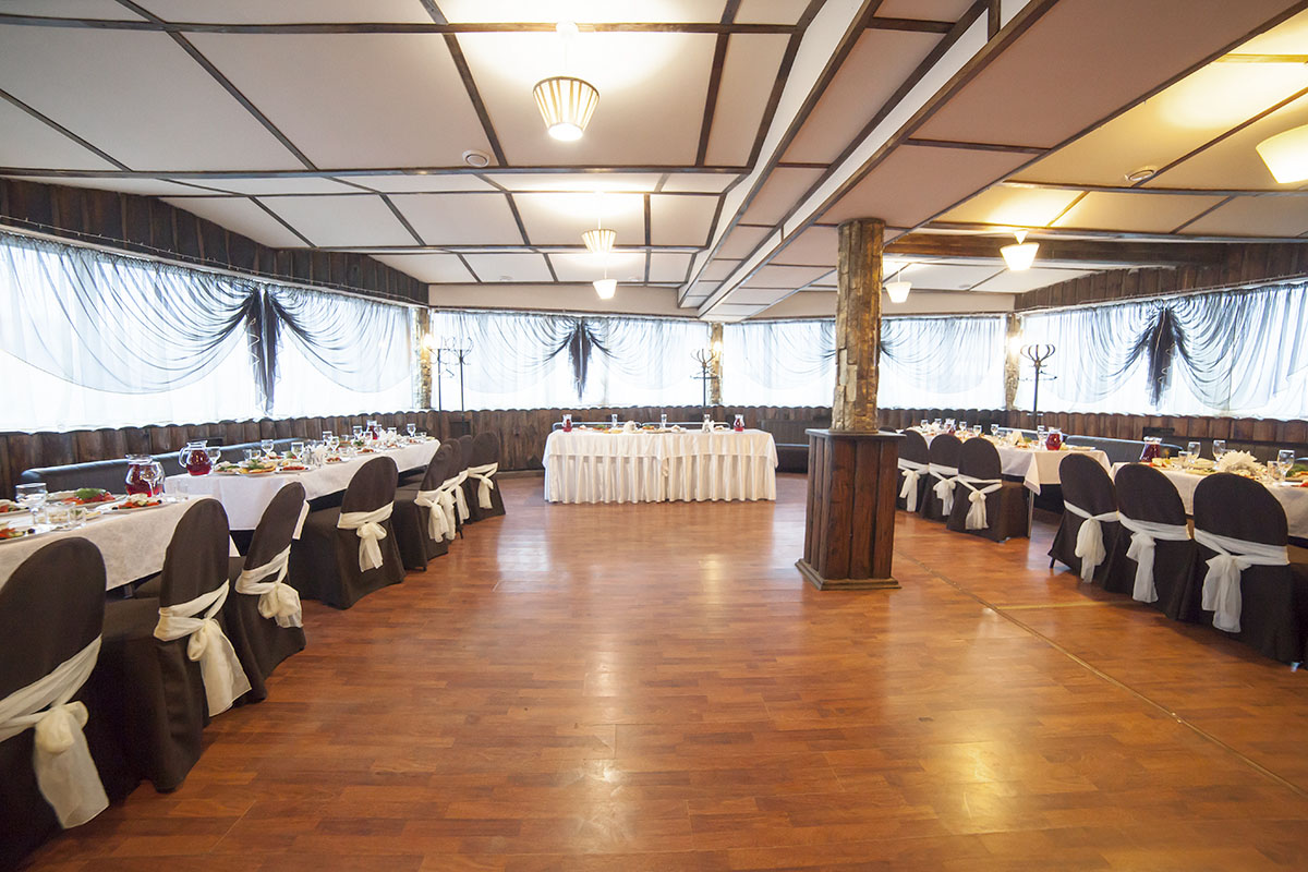 Основной зал — Кафе Велком 