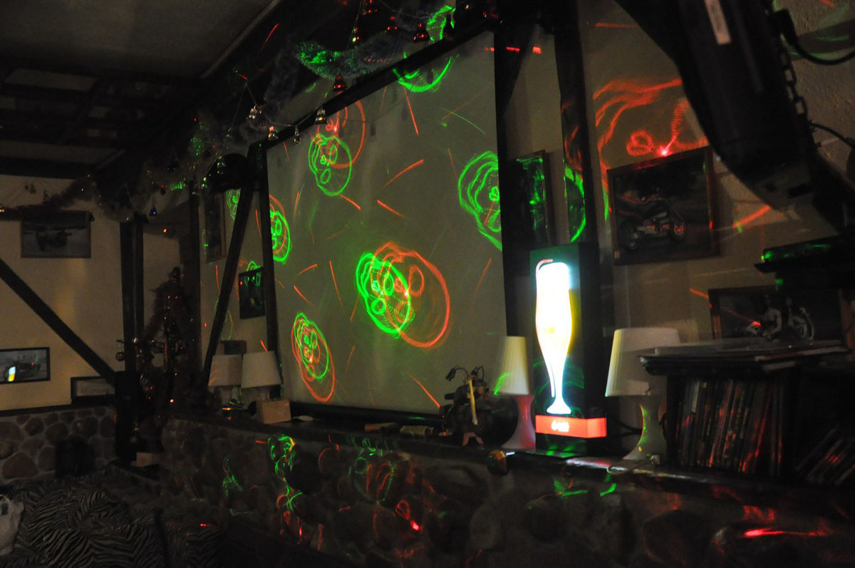 Основной зал — ФриДом