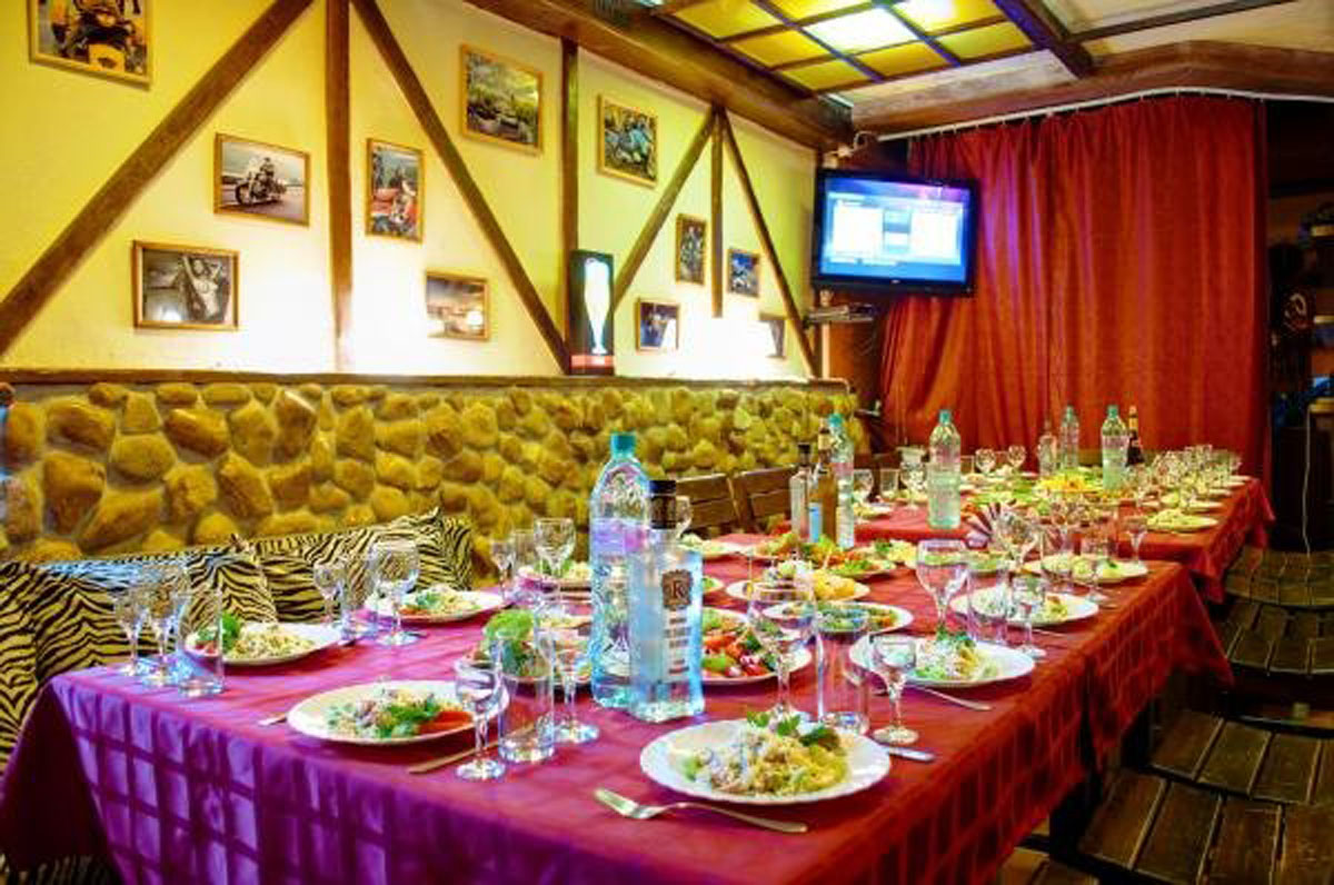 Основной зал — ФриДом