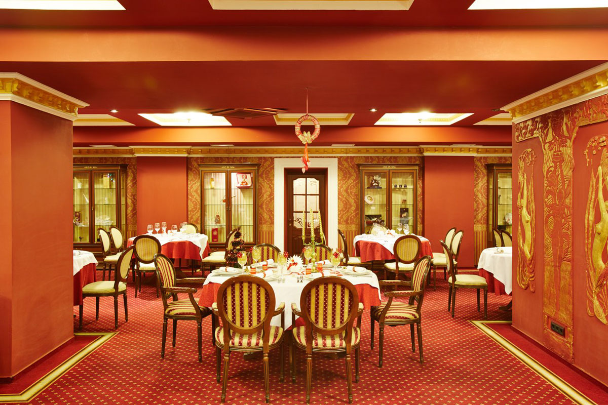 Основной зал — Ресторан Войс