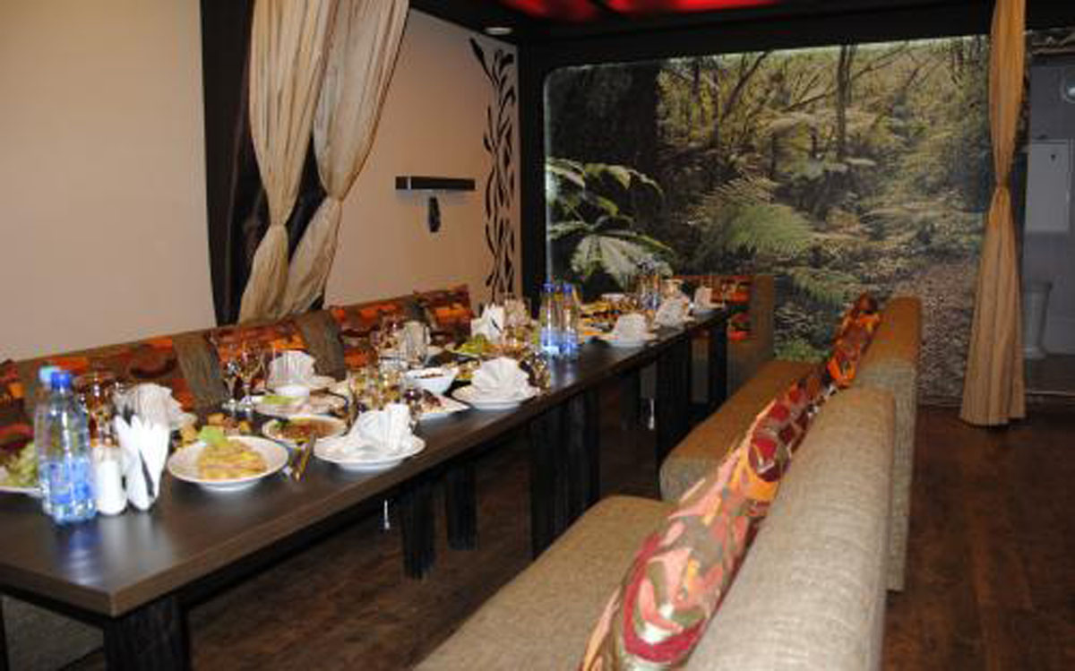 Основной зал