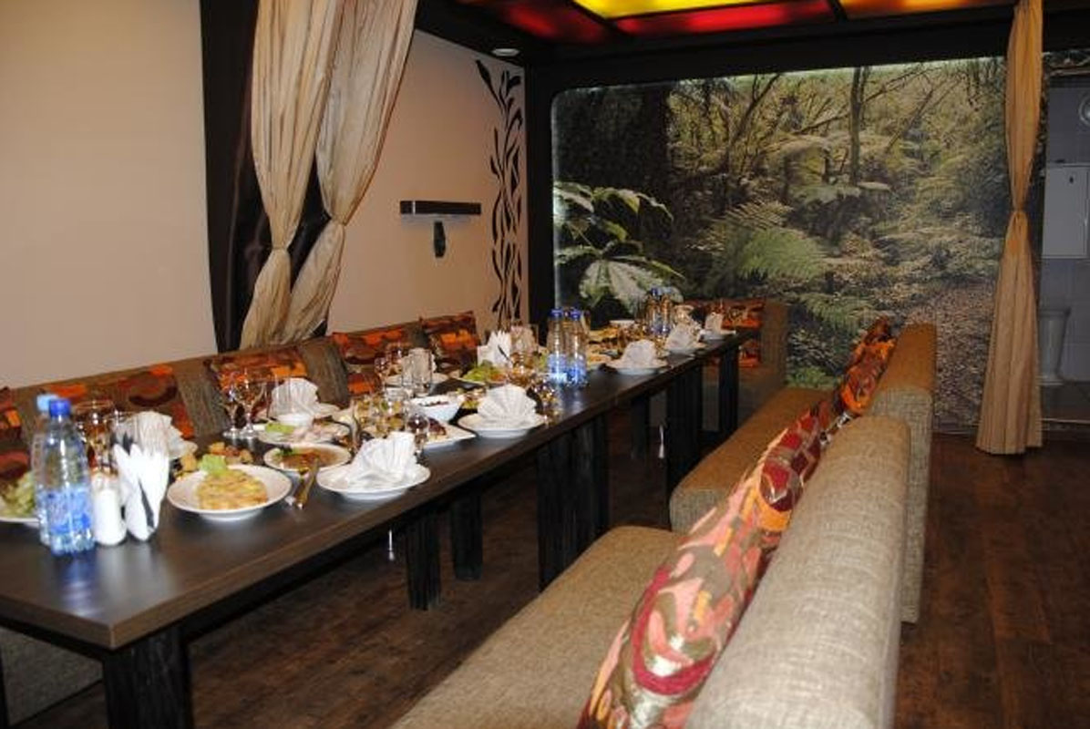 Основной зал — Зебра