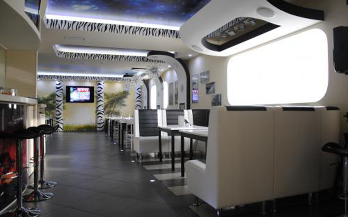 Основной зал — Зебра