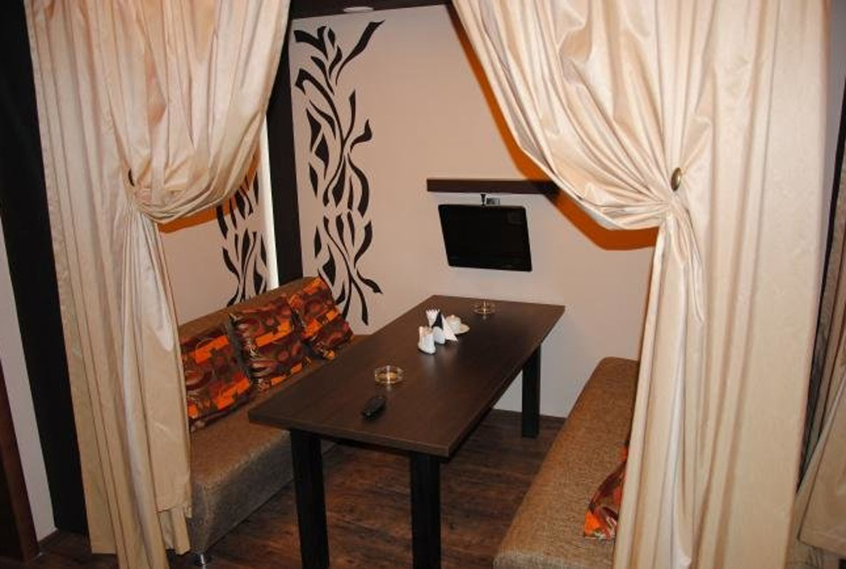 Основной зал — Зебра