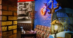 Основной зал — интерьер зала