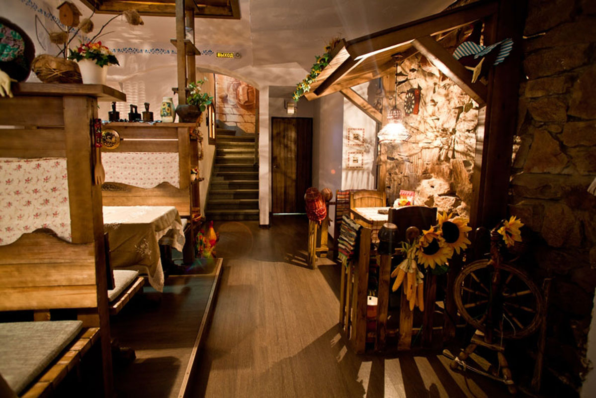 Основной зал