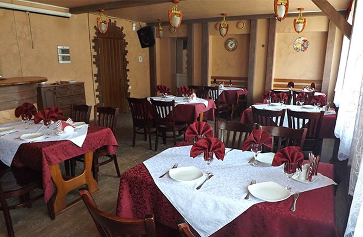 Зал на 30 человек — Утес