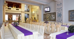 Основной зал — интерьер зала