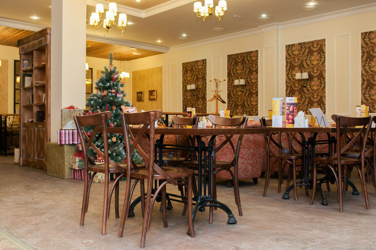 Основной зал — Поль Бейкери на улице Лесопарковая