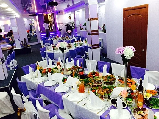 Restaurant Serenade, Основной зал — фото