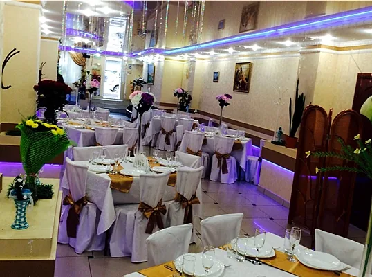 Restaurant Serenade, Основной зал — фото