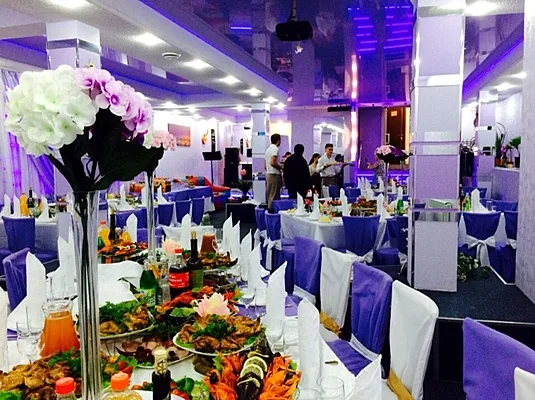 Restaurant Serenade, Основной зал — фото