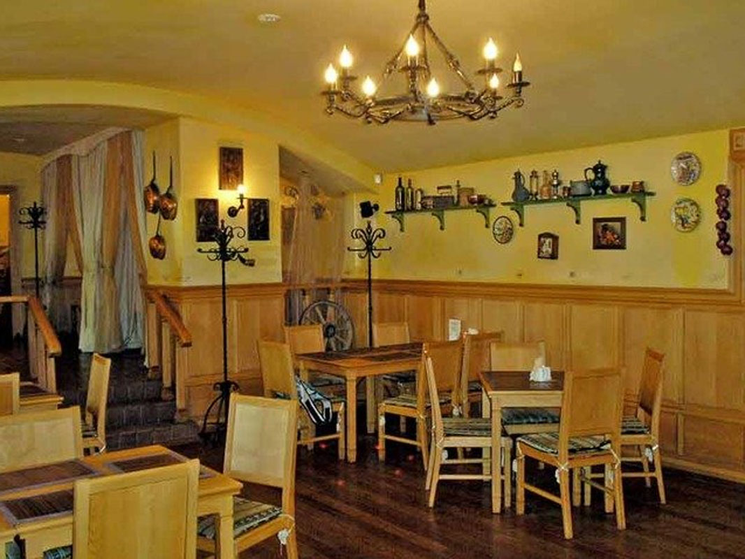 Основной зал — Ресторан Генацвале