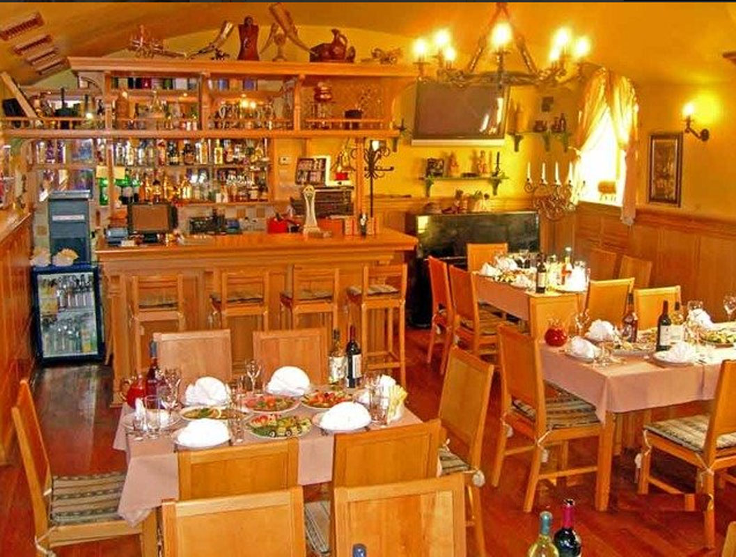 Основной зал — Ресторан Генацвале