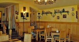 Основной зал — интерьер зала