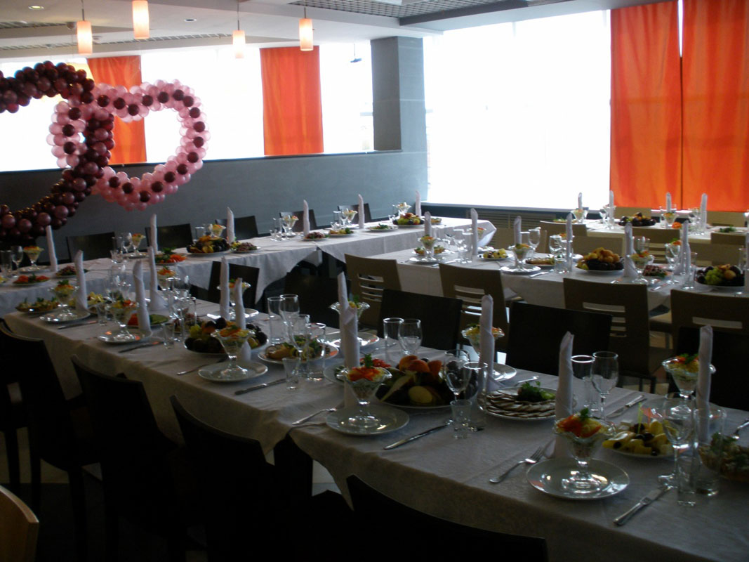 Основной зал