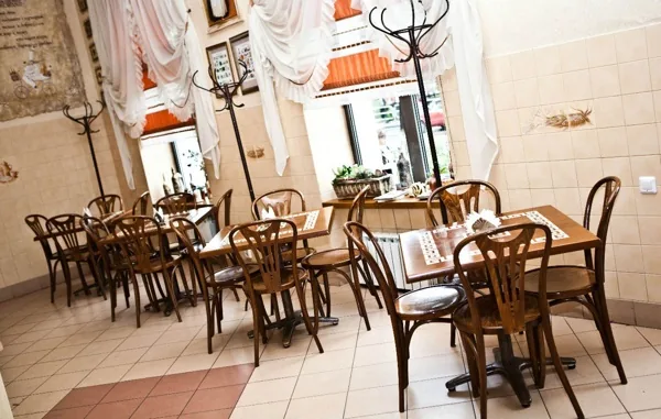 Основной зал — подробнее о зале