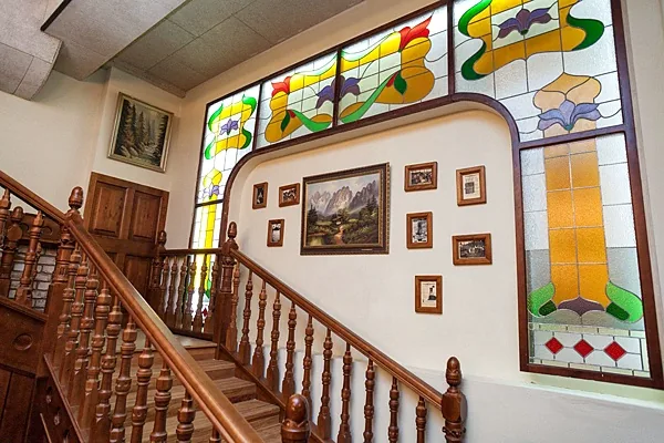 Максимилианс, Основной зал — фото